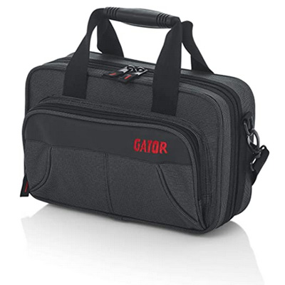Clarinet case for easier carrying
